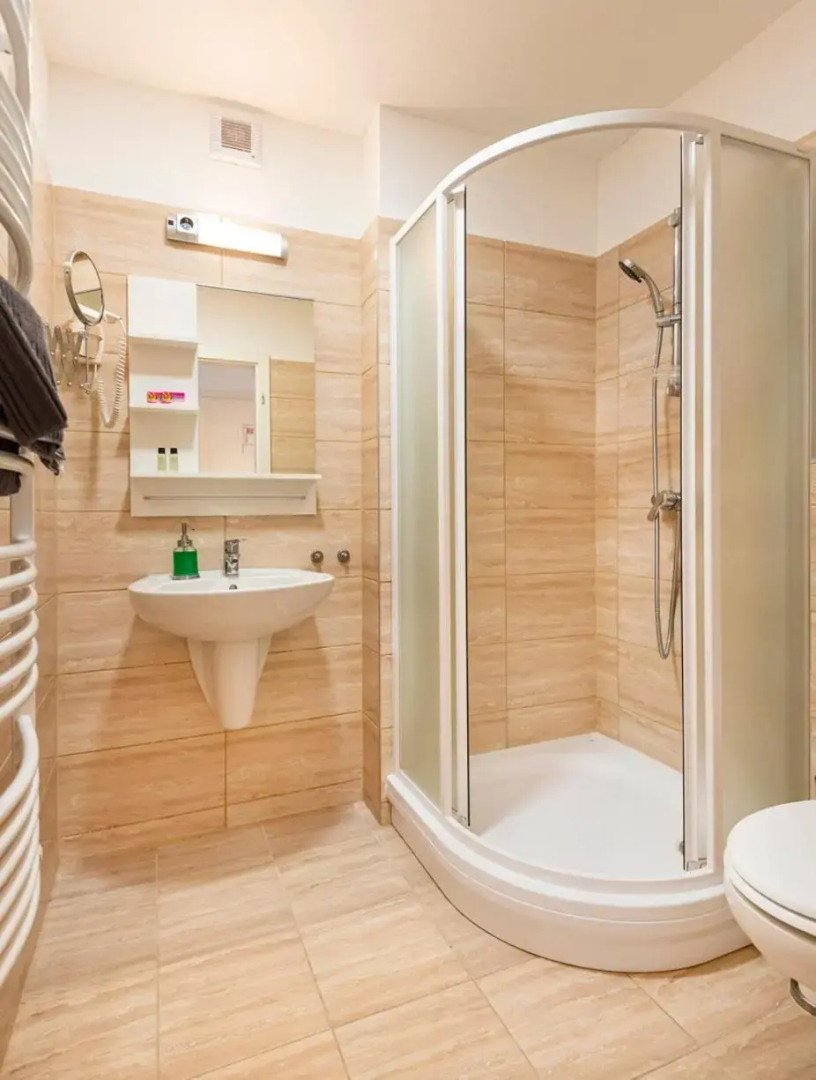 Pilisi Borház-Étterem & Panzió