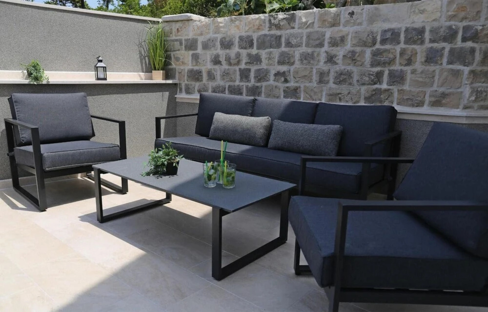 Awesome Apartment in Zrnovo With Outdoor Swimming Pool, Wifi and 3 Bedrooms