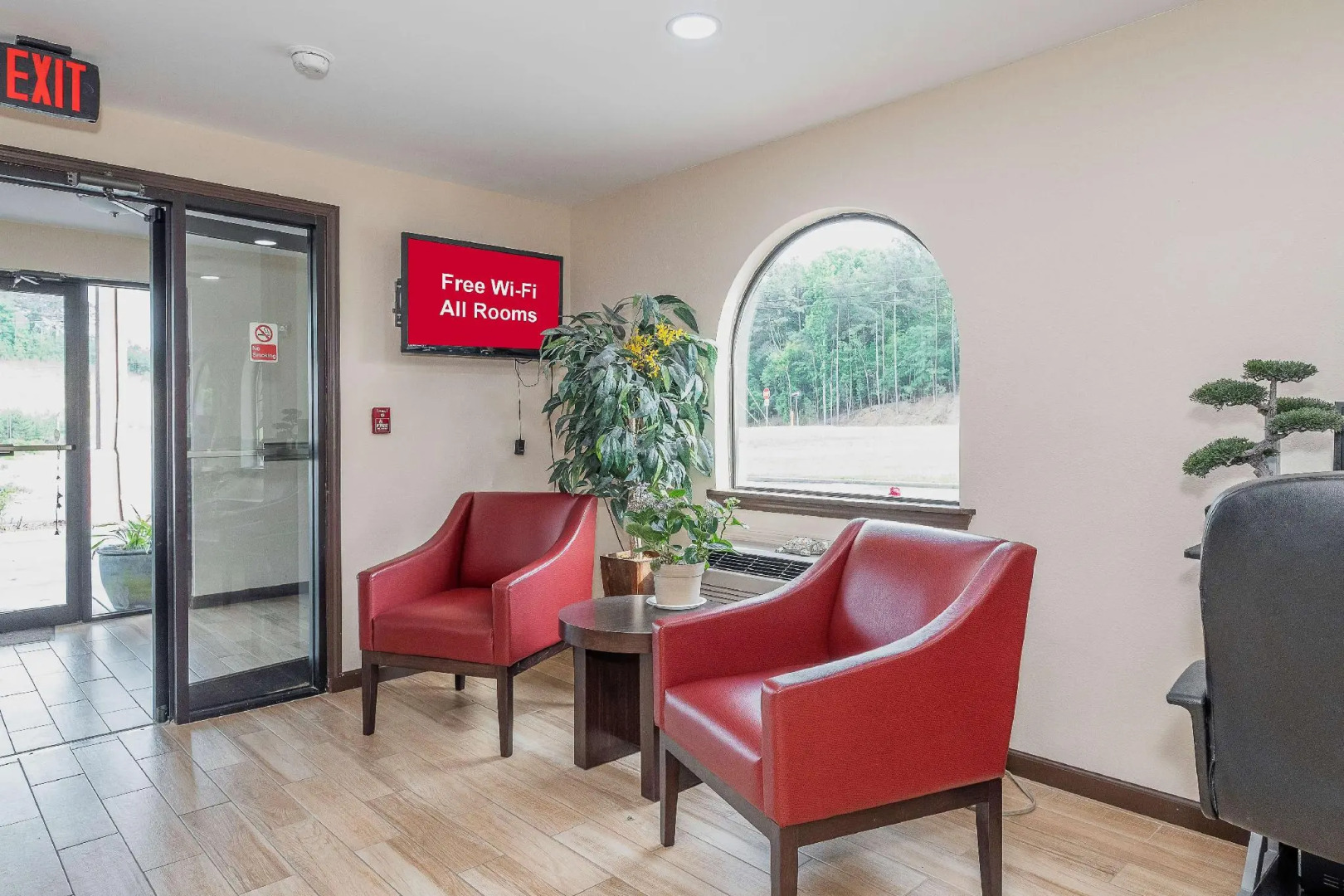 Red Roof Inn & Suites Rome