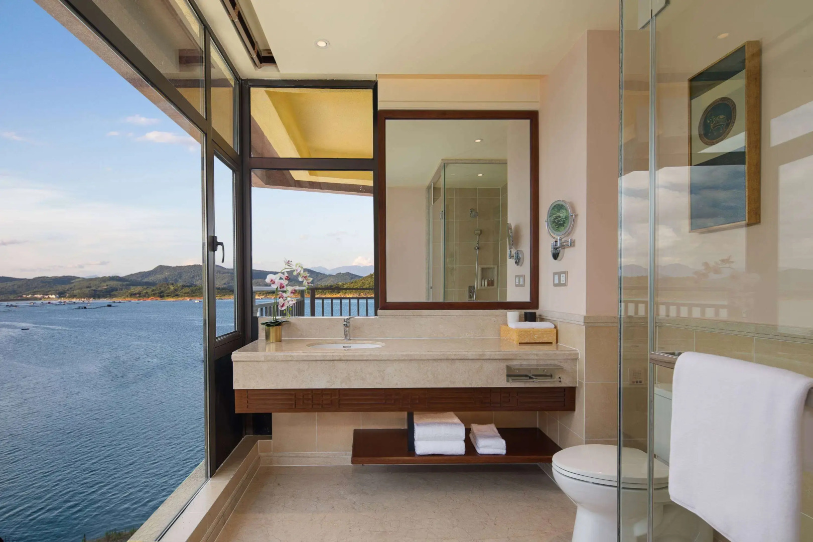 Ramada by Wyndham Chenzhou Dongjiang Lake