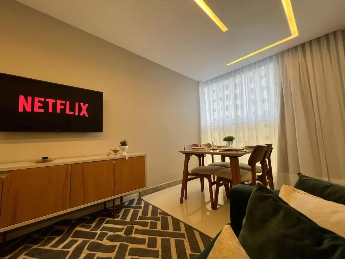 PRAIA EXCLUSIVE 24Hrs