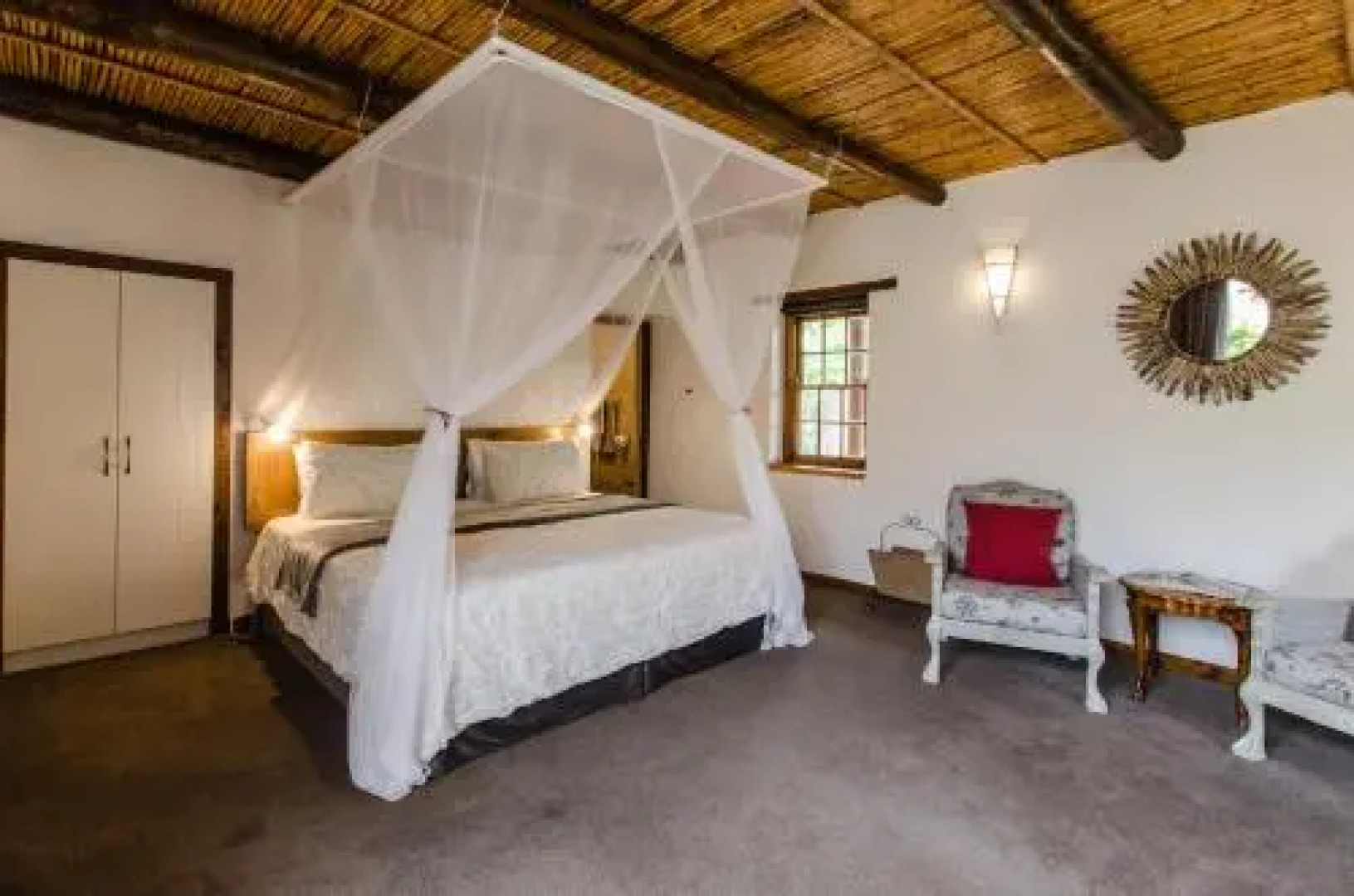 Ella's Country House