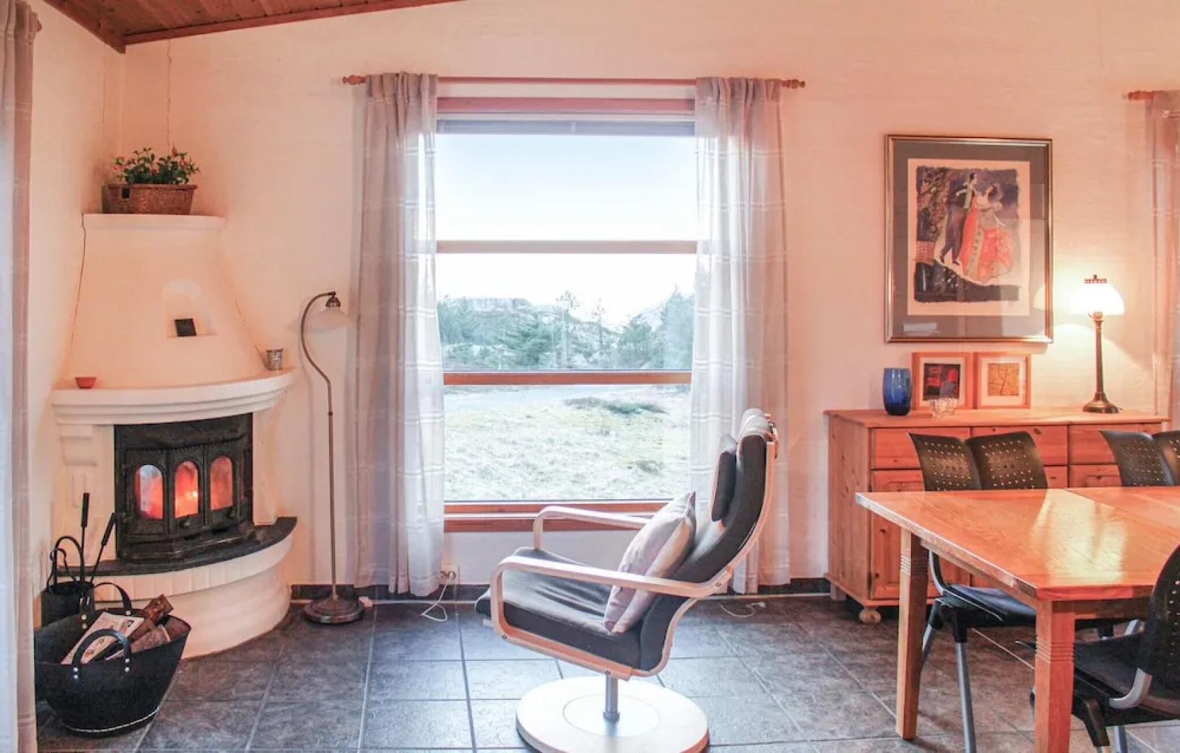 Beautiful Home in Haugesund With Sauna, Wifi and 3 Bedrooms