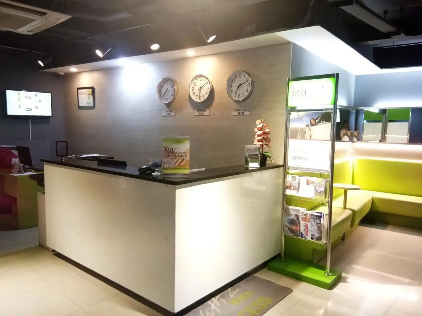 Swift Inn Aeropolis Airport