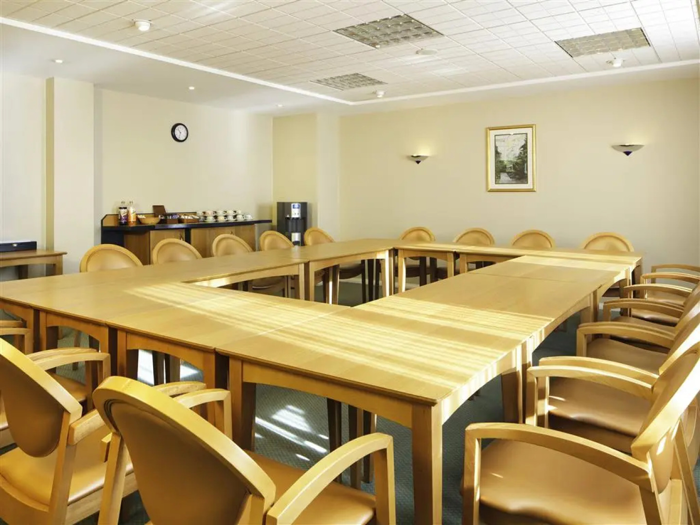 ibis Chesterfield North