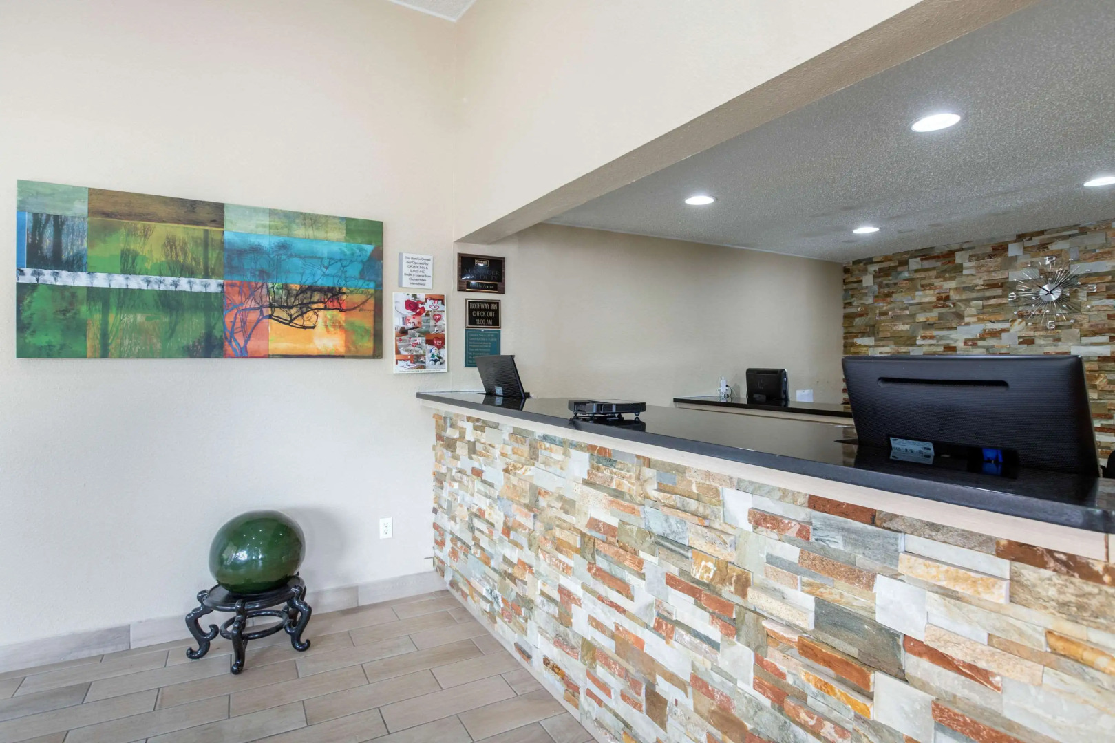 Rodeway Inn Auburn Hills - Detroit