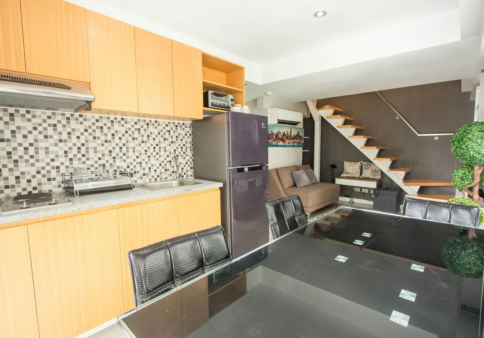 Victoria SOHO Suites