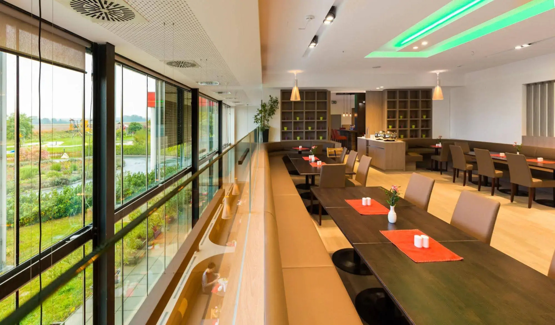 Thermenhotel All In Red