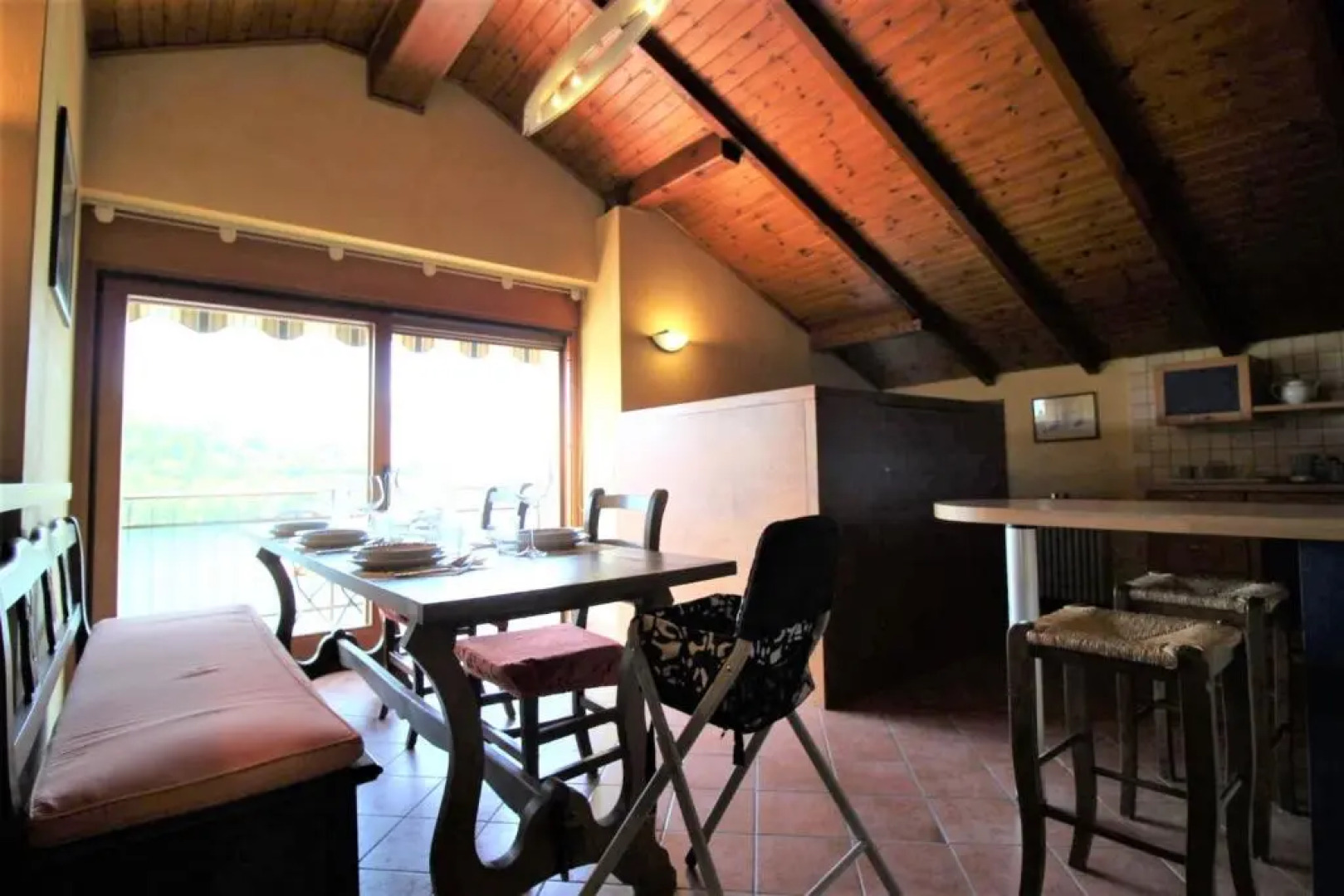 A Lovely Picture on the Lake