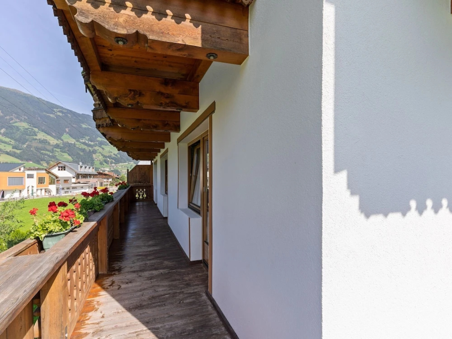 Welcoming Apartment in Ramsau im Zillertal near Ski Area