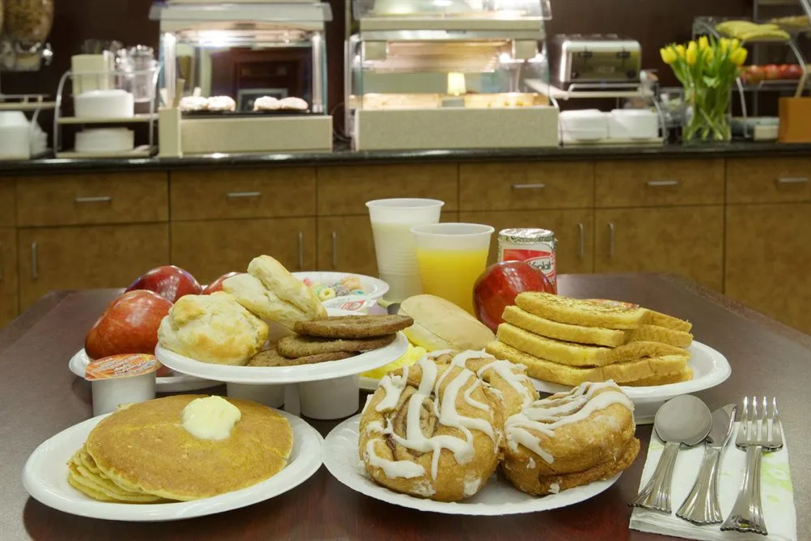 Holiday Inn Express Hotel & Suites Lucedale