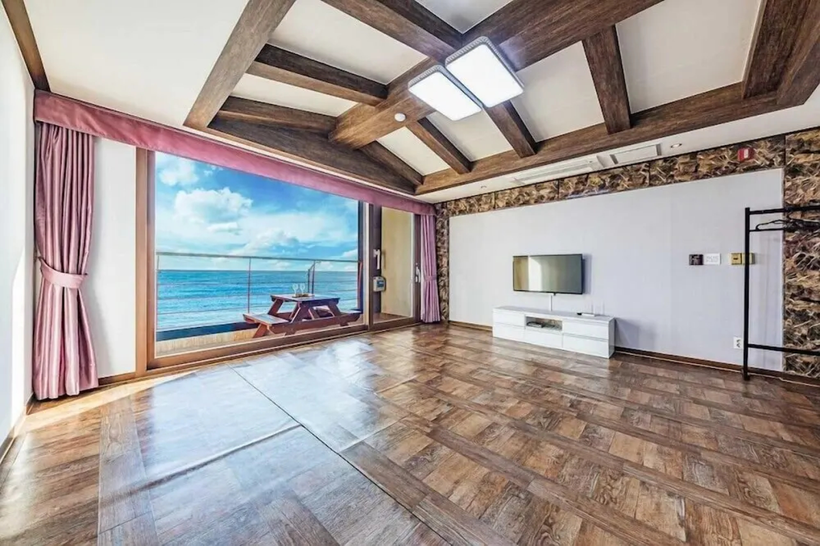 Sea Island Pension