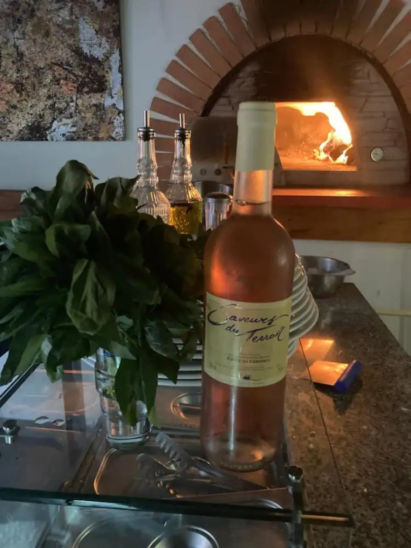 The Resid For Calixte