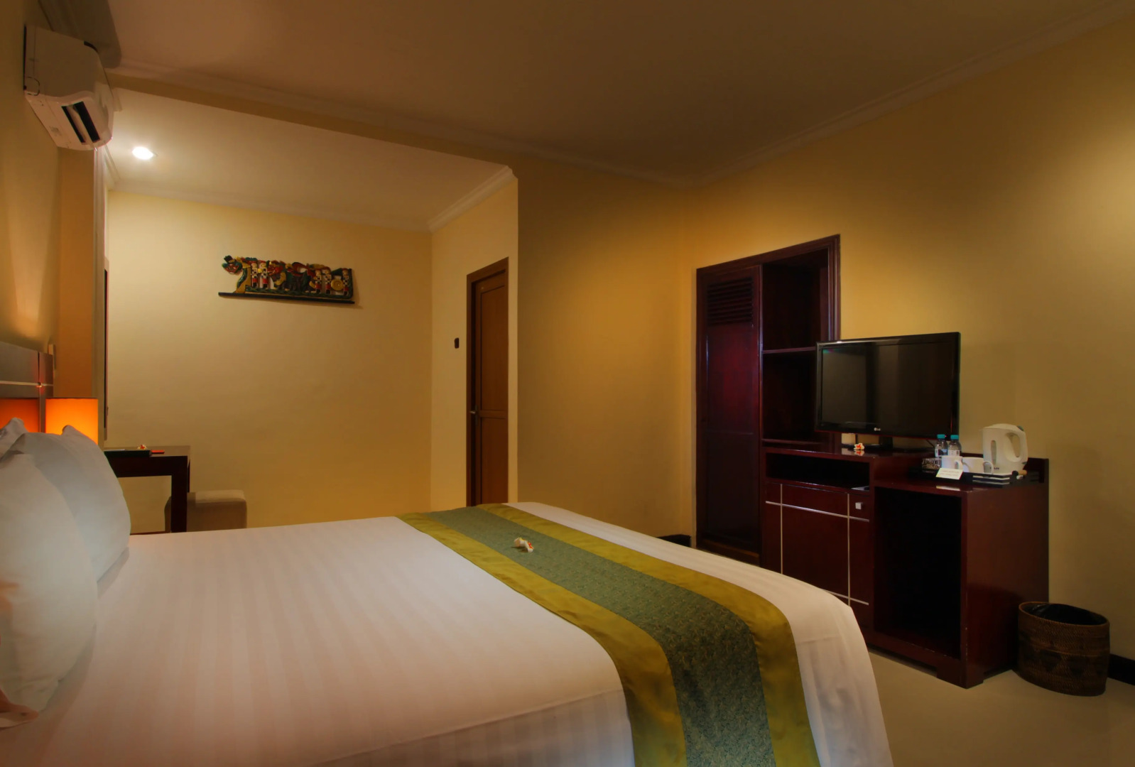 Adi Dharma Hotel Legian