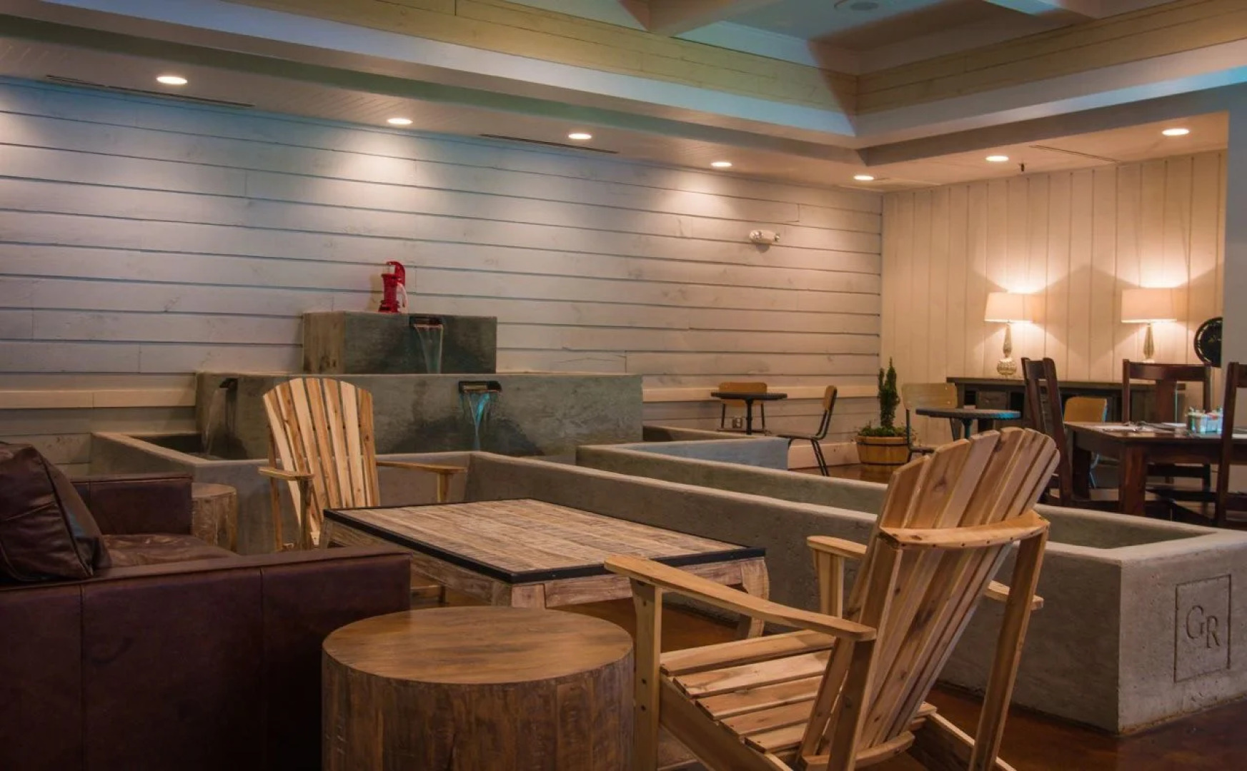 Bella Vista Hotel & Suites