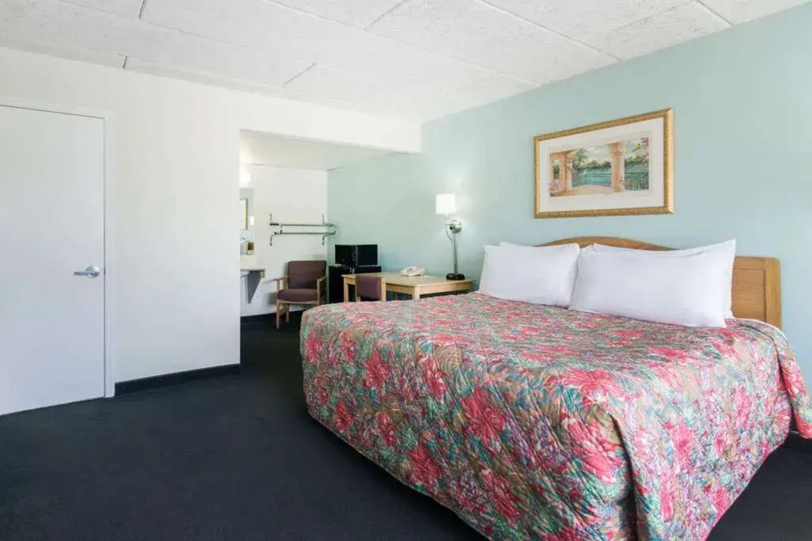 Days Inn & Suites By Wyndham Jekyll Island