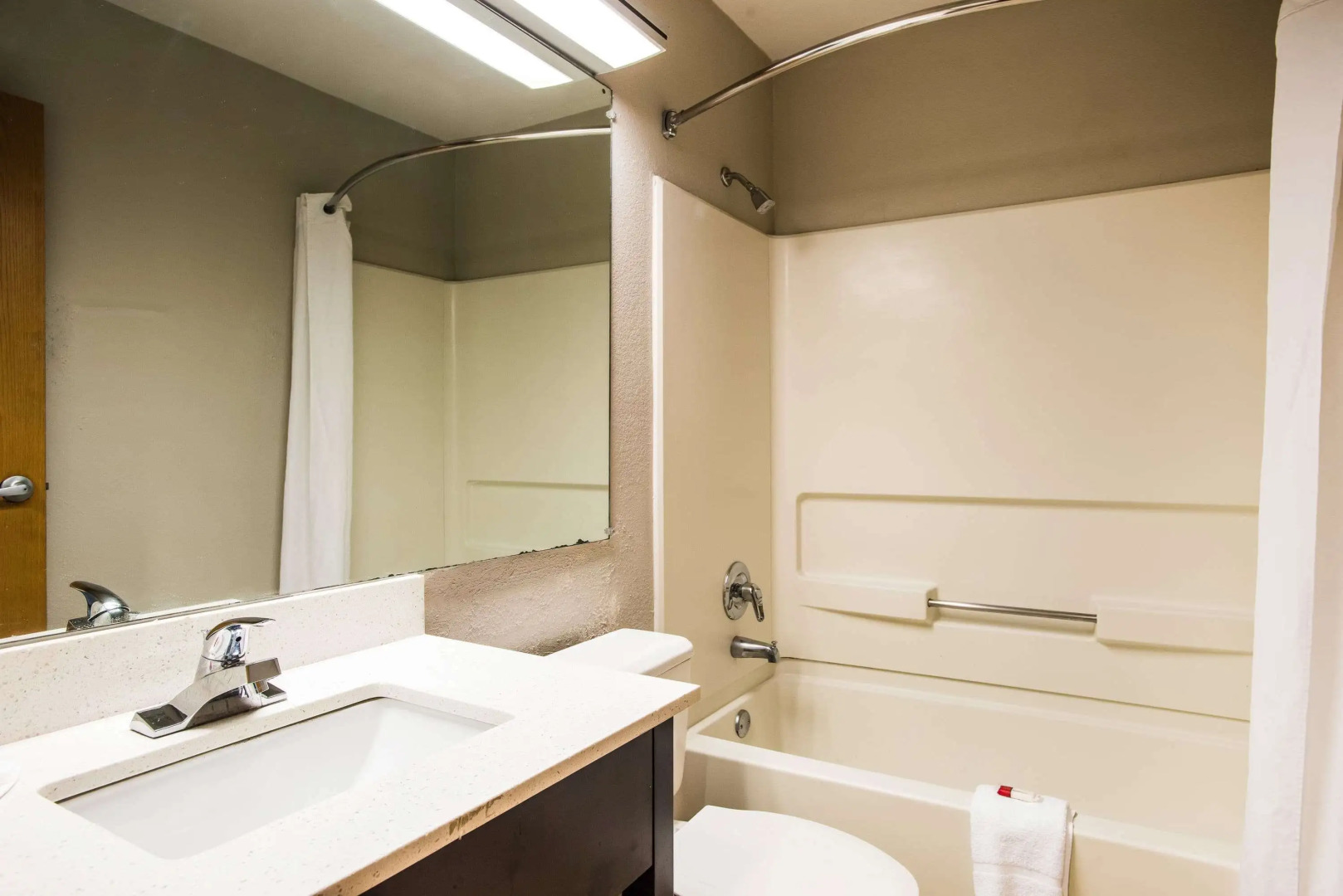 Microtel Inn by Wyndham Chattanooga Hamilton Place