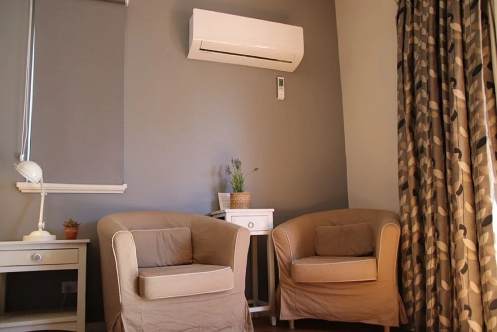 Serpentine Falls Park Home & Tourist Village