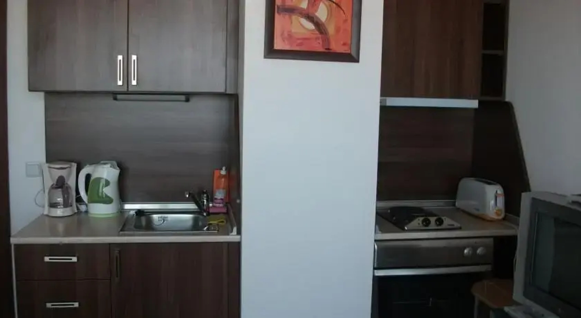 Lucky Beach Apartments