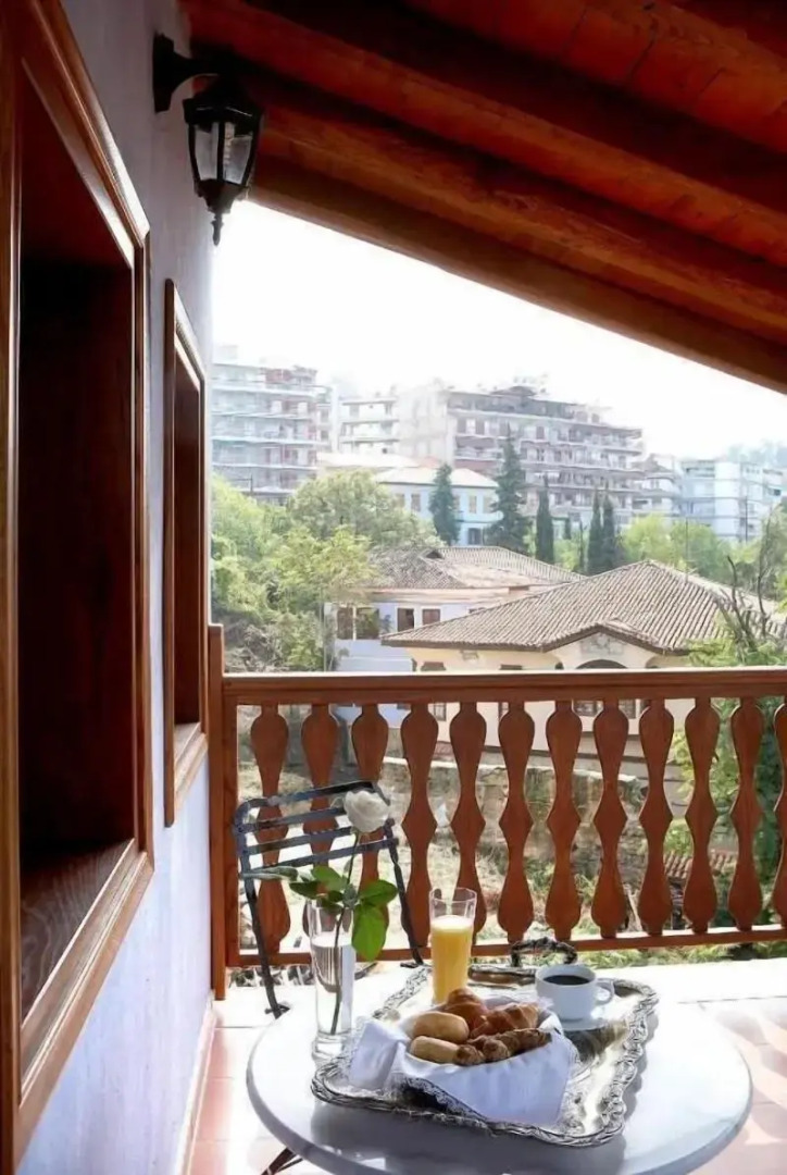 Kokkino Spiti Boutique Hotel