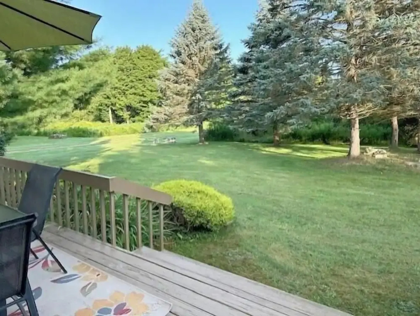 G Cookie's House 3 Bedroom Home by RedAwning