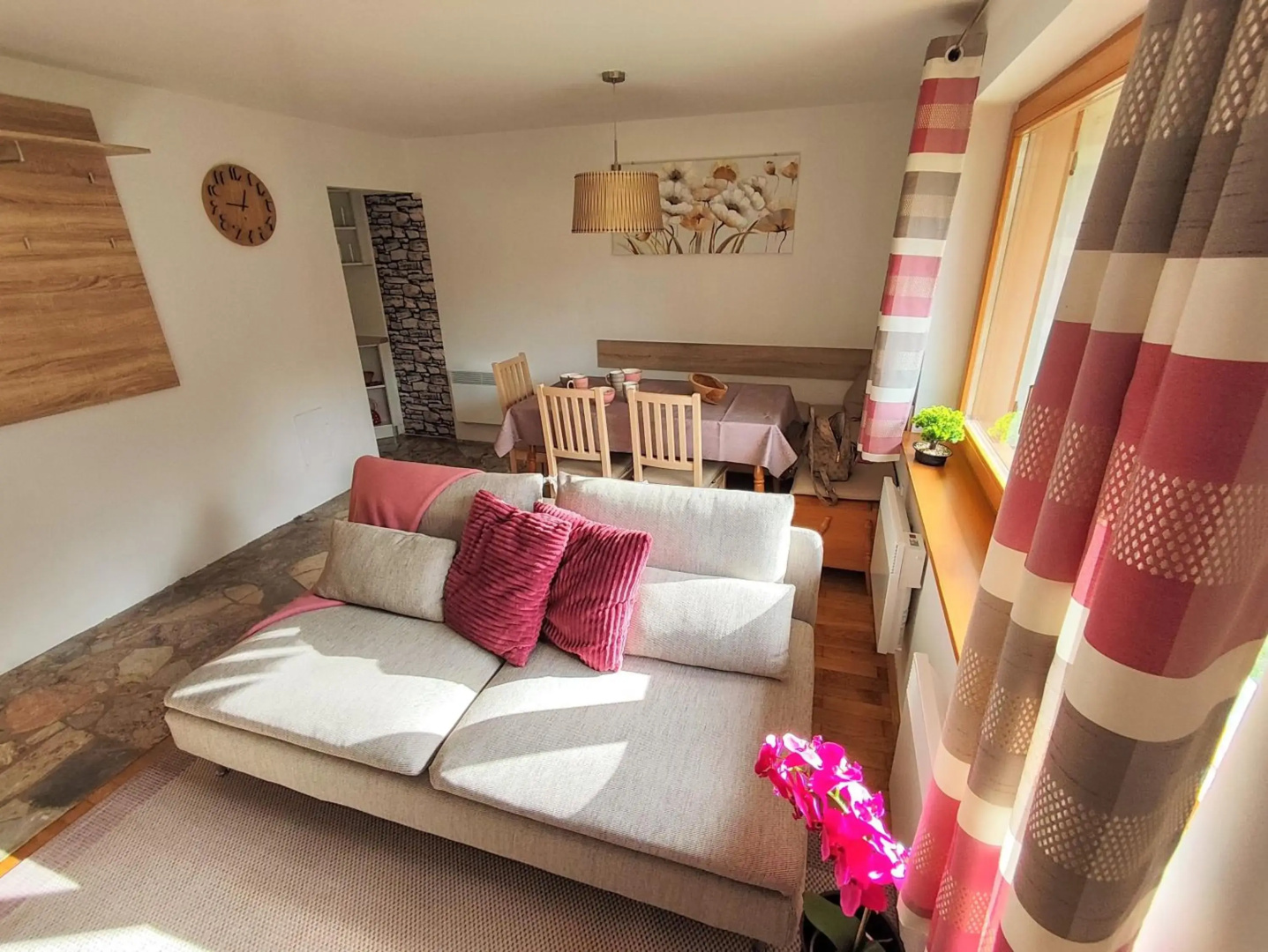 Sweet Stay Forest House