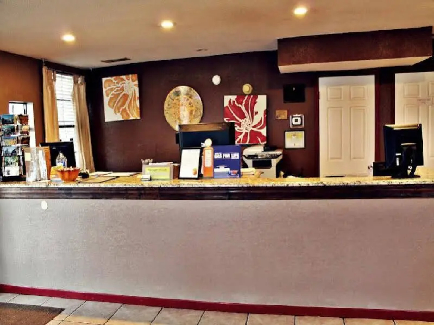 Super 8 by Wyndham Fredericksburg