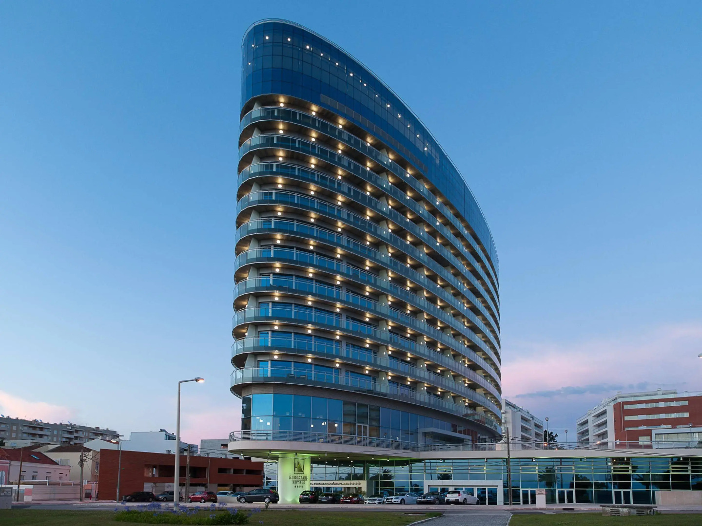 Eurostars Oasis Plaza Hotel