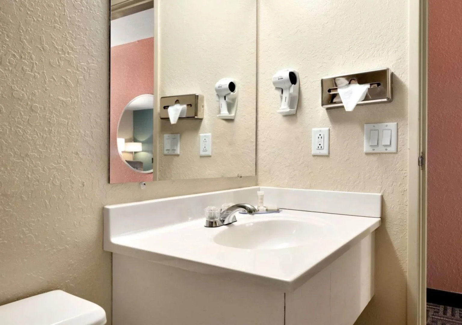 Rodeway Inn Effingham North