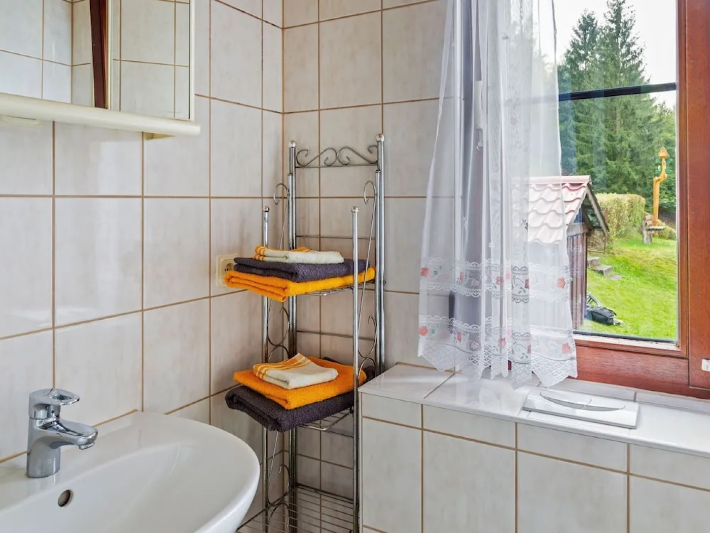 Cozy Cottage in Langenbach Thuringia near Lake