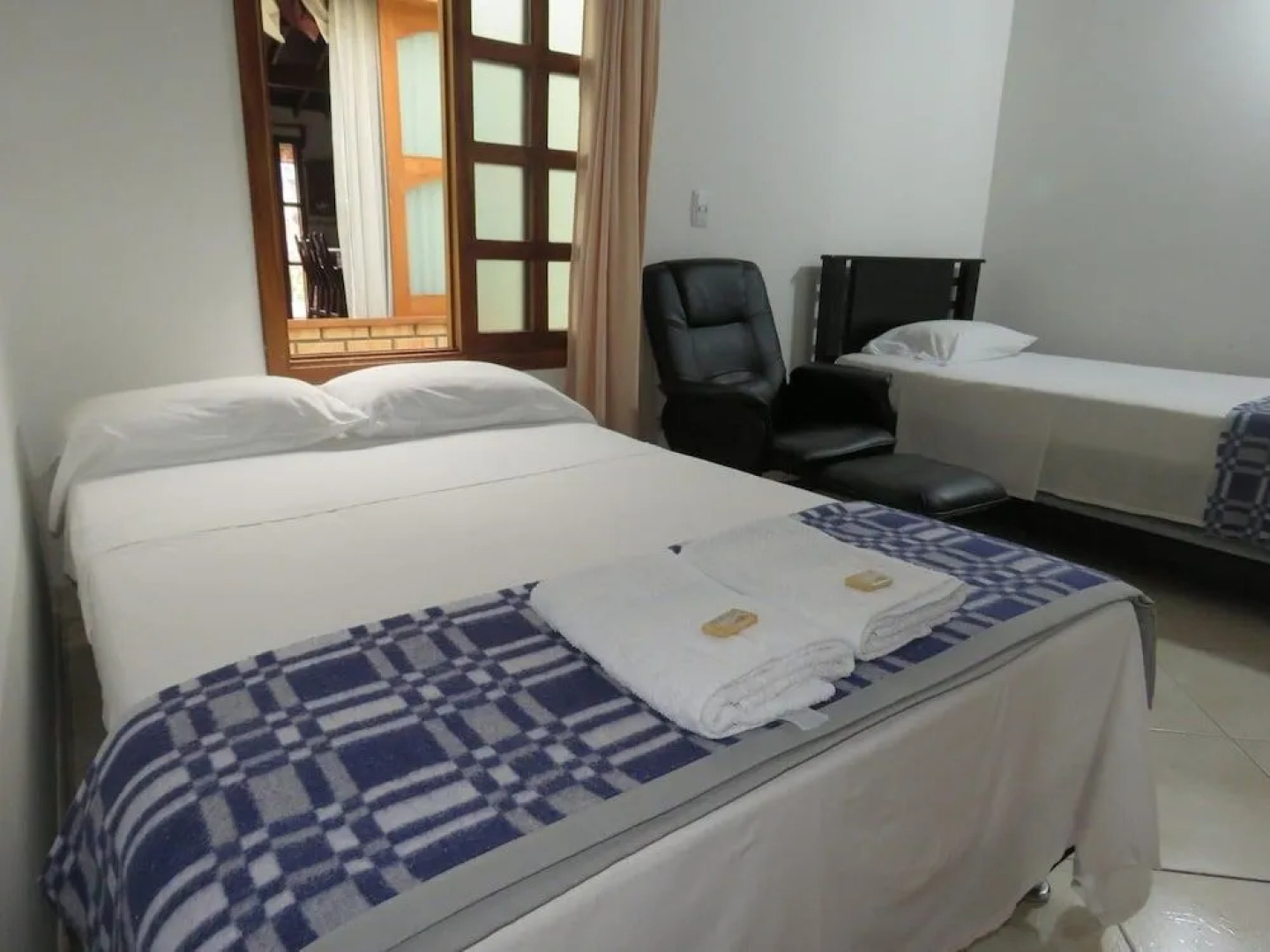 Hostal Juanes - Hostel
