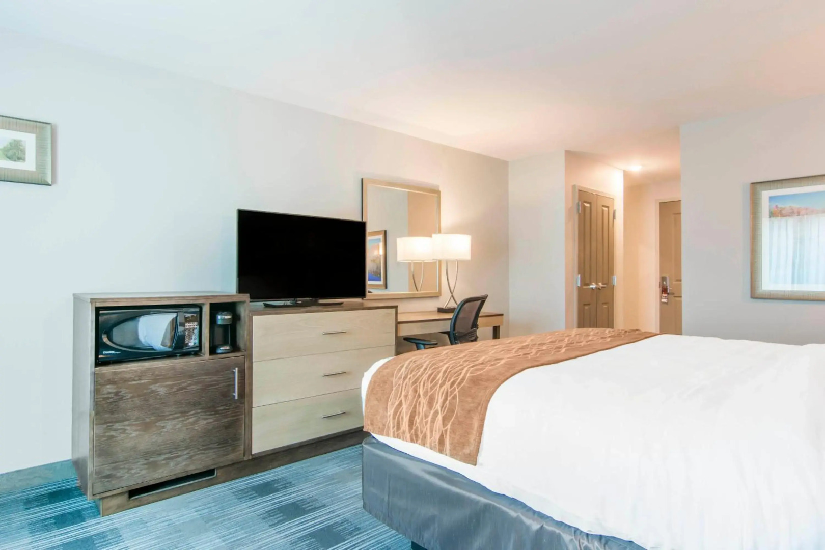 Comfort Inn & Suites