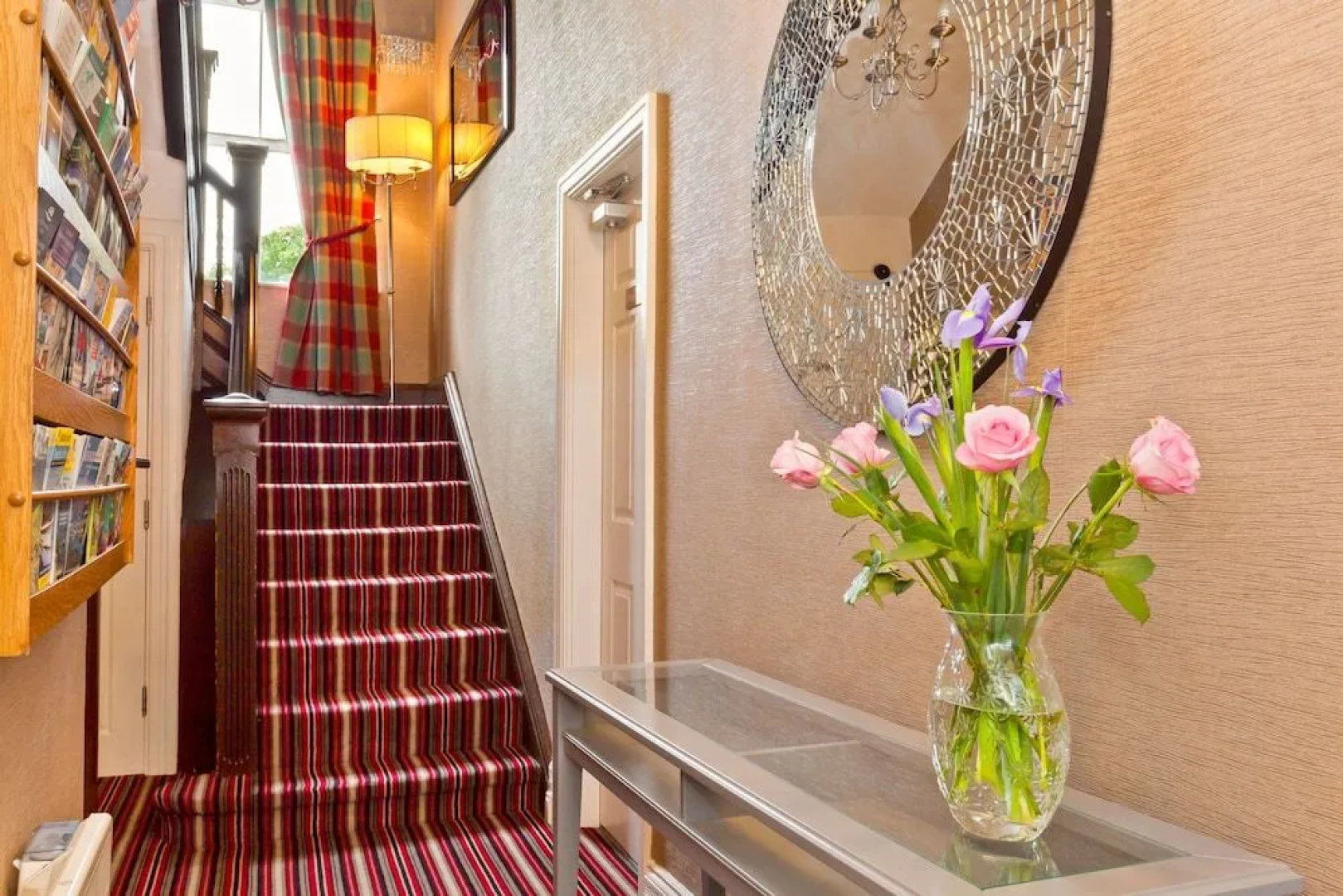 Bowness Bay Suites - Adults only