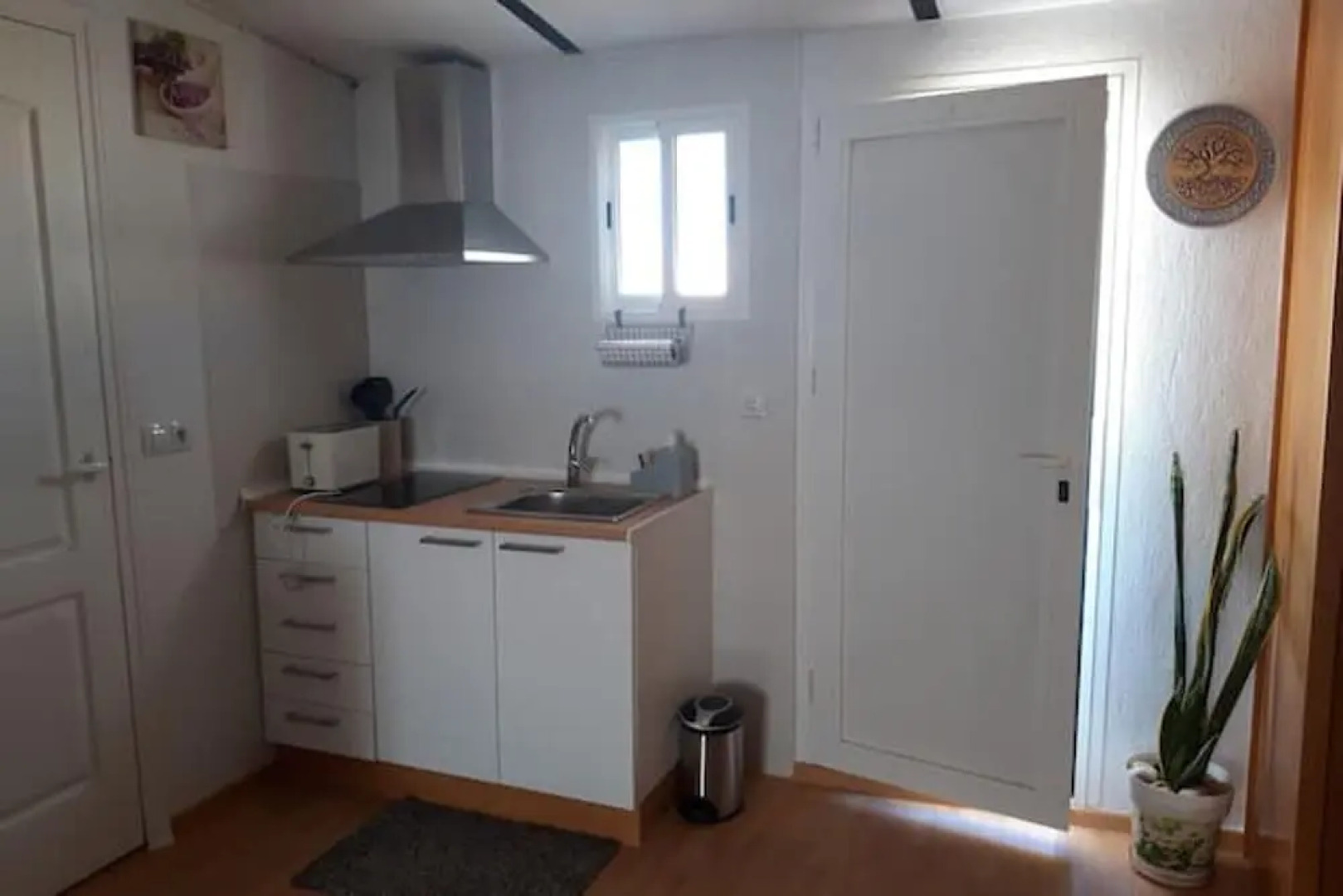 Studio in Aguadulce, With Wonderful sea View, Shared Pool and Enclosed Garden Near the Beach