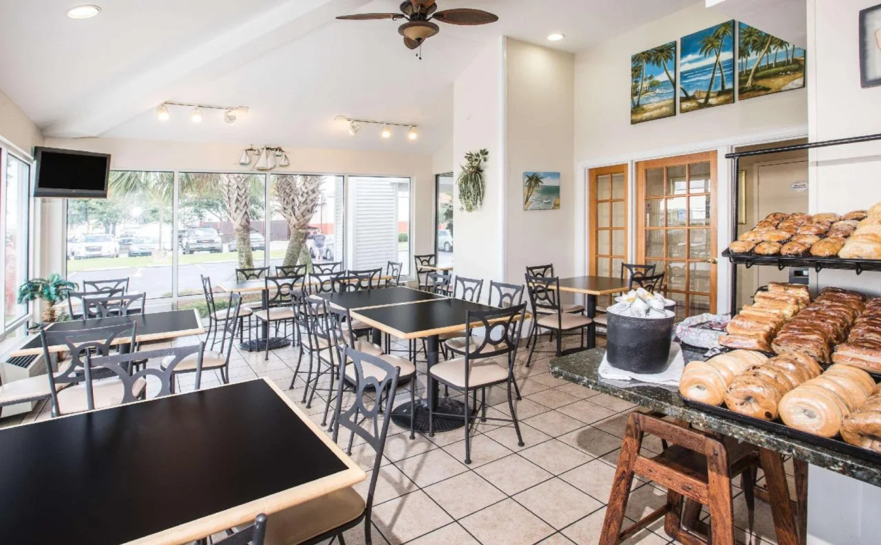 Baymont Inn & Suites Wilmington