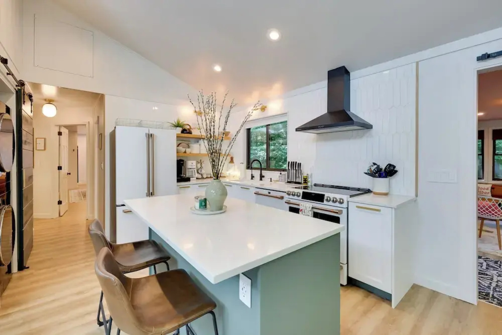 'sweetfern' Gouldsboro Cabin: Deck + Lake Access