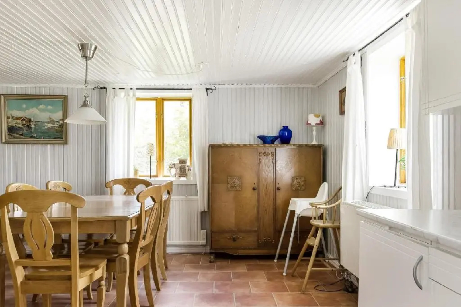 Cozy cottage at Bolmstad Sateri by Lake Bolmen