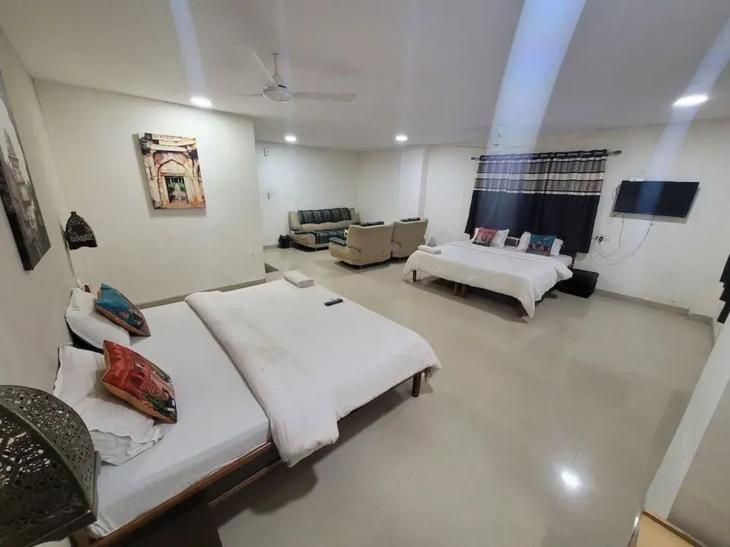 Hotel Virasat Mandav