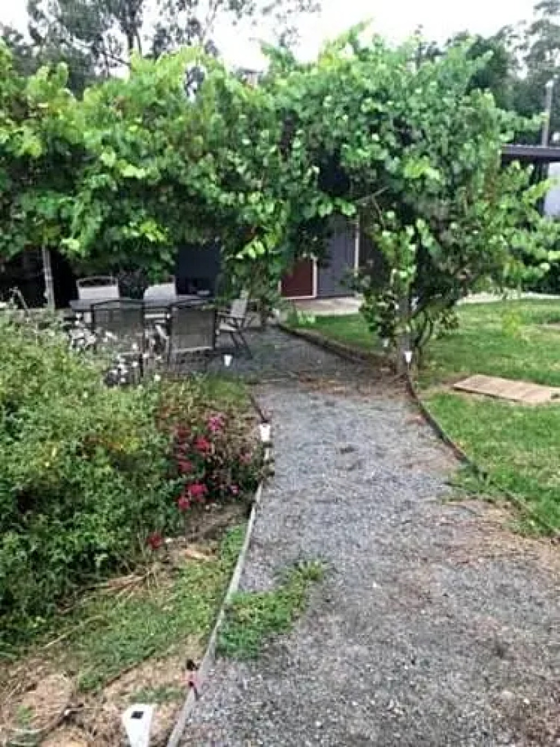 Nowa Nowa Hotel Motel