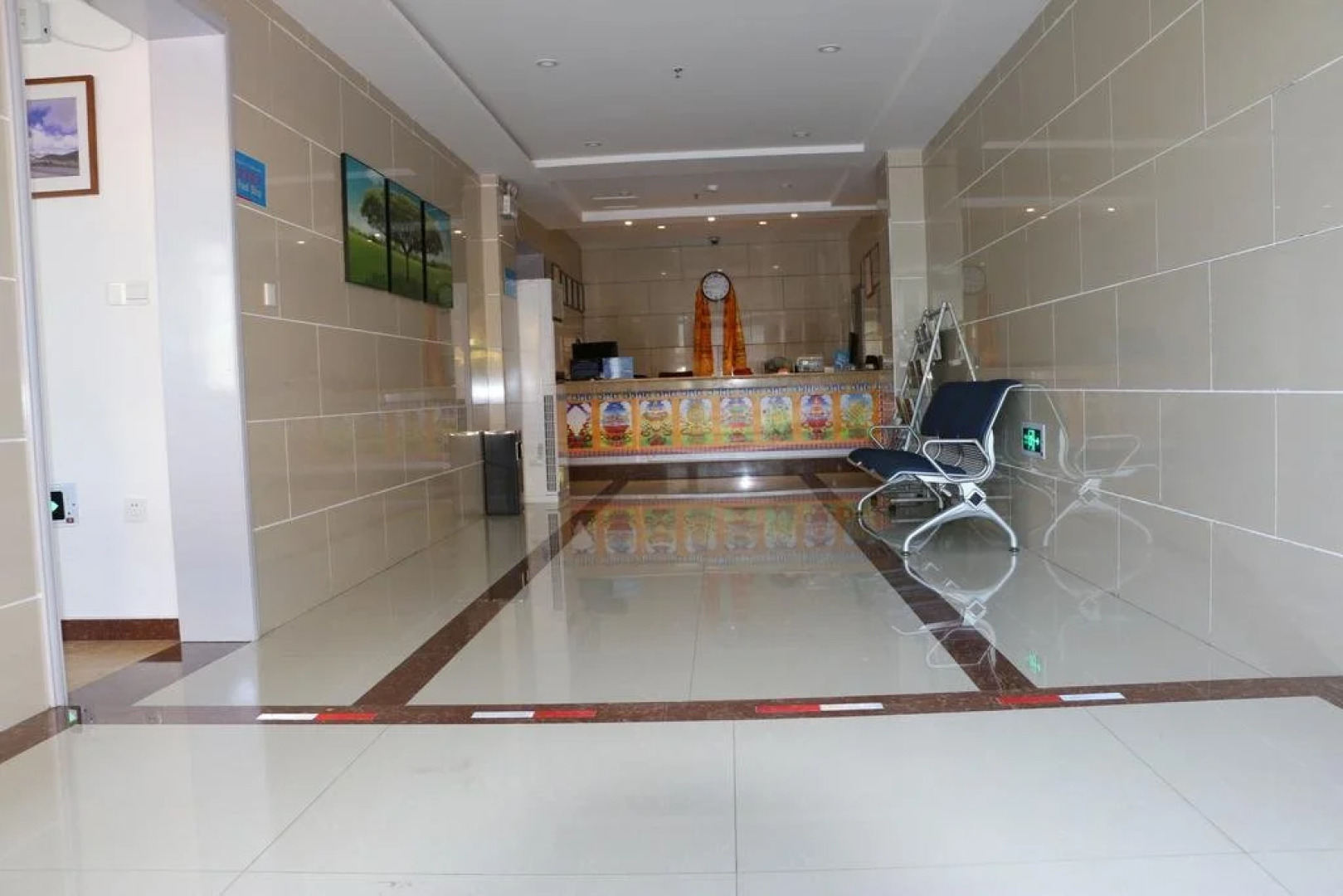 Qinghai Yuntong Hotel