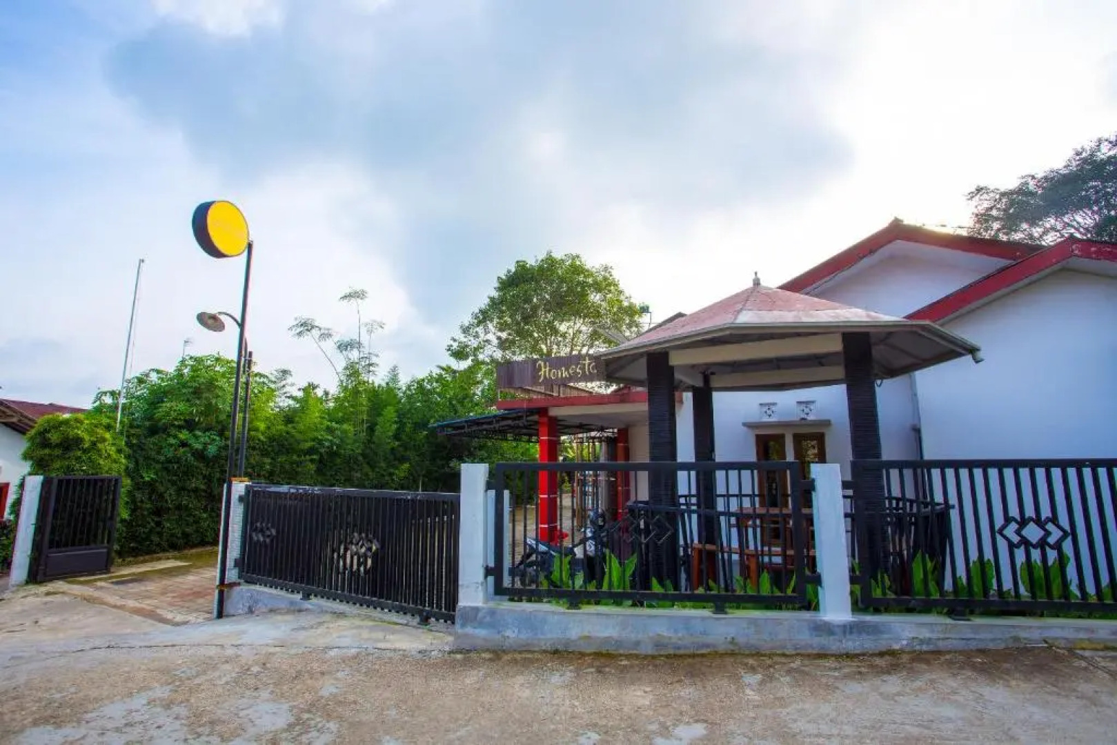 OYO 2718 Backpacker's Homestay Jlegong
