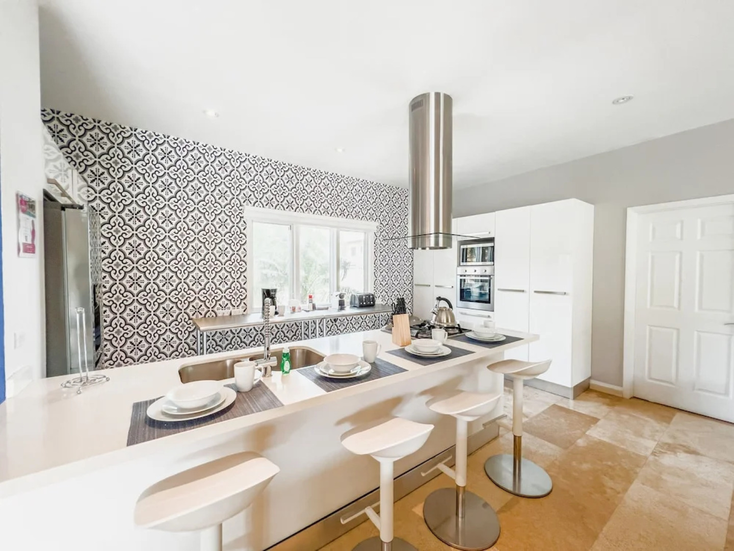 Upscale Ocean View Villa With Pool + Outdoor Kitchen