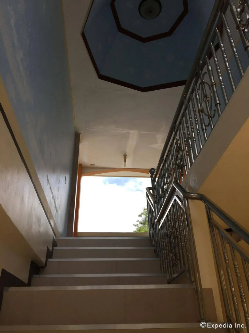 Gemini Hotel & Restaurant