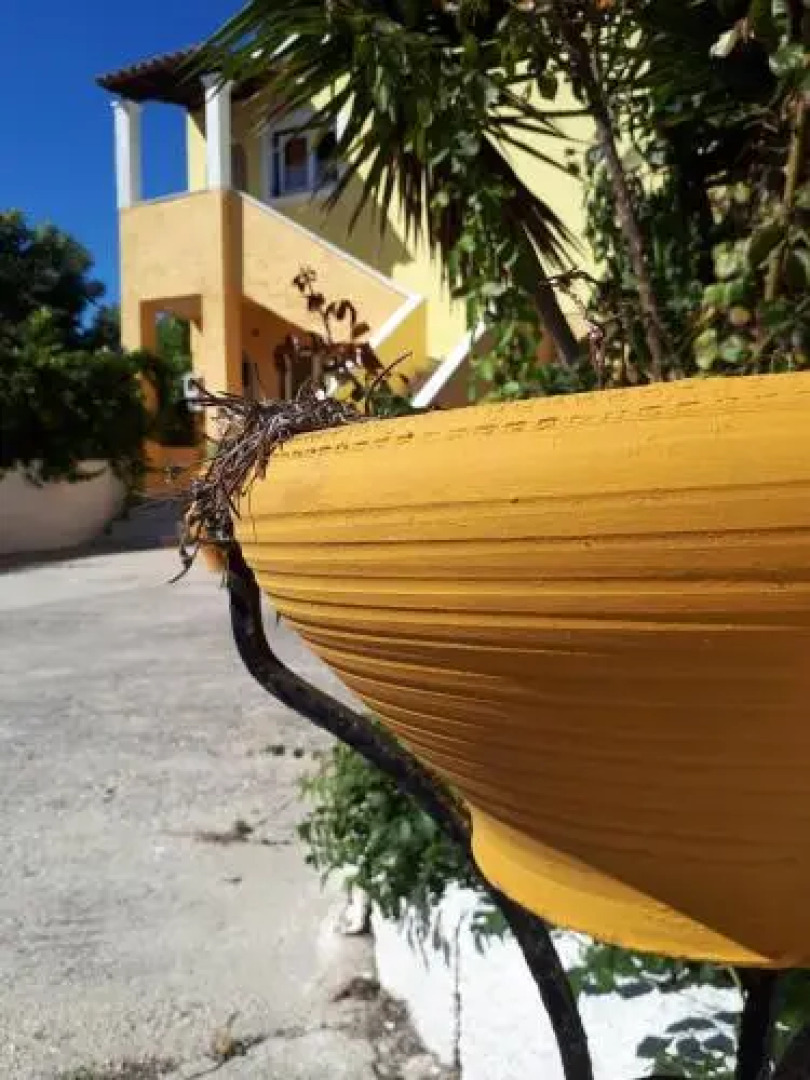 Chrysanthi Melitsa apts.