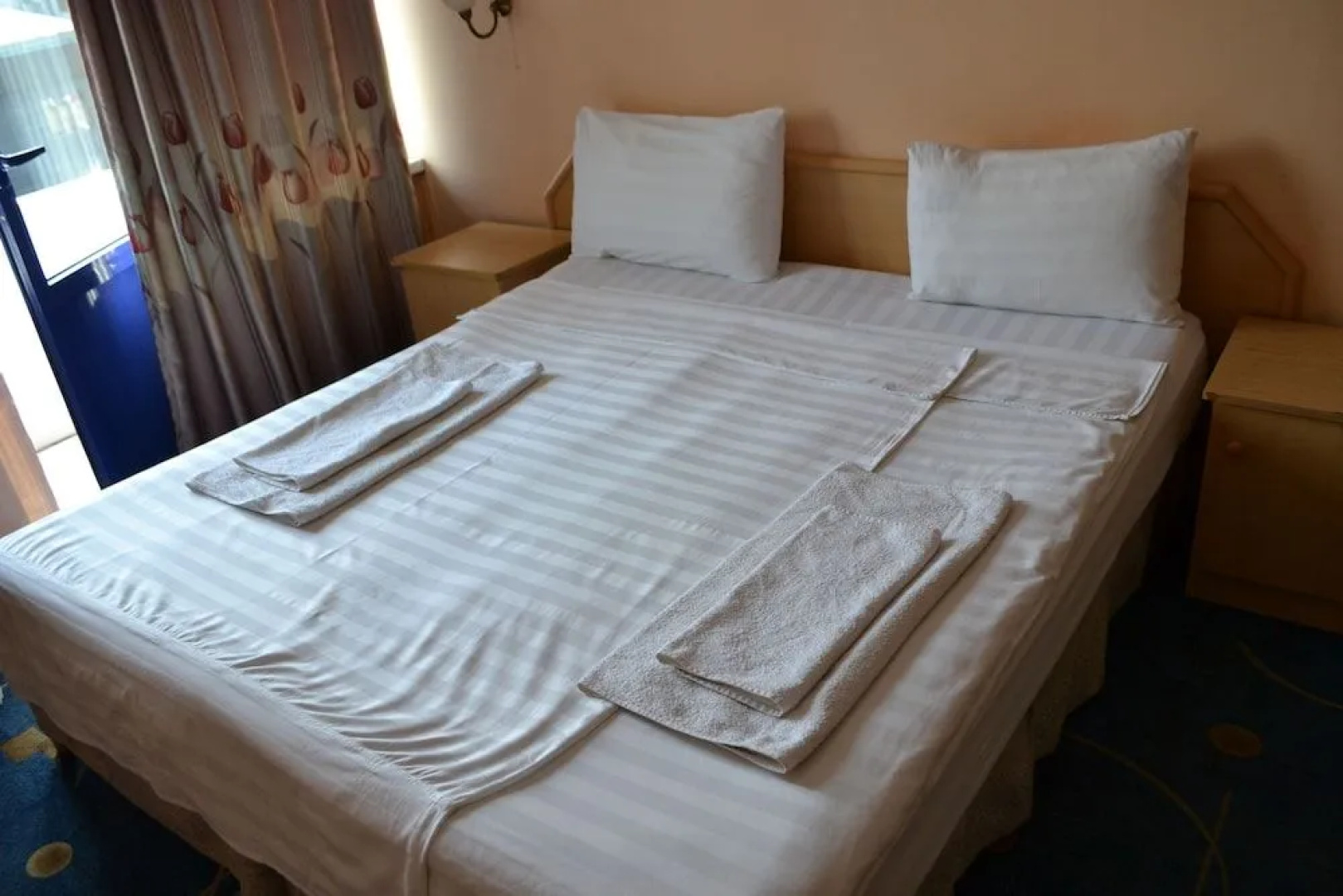 Turkestan Hotel