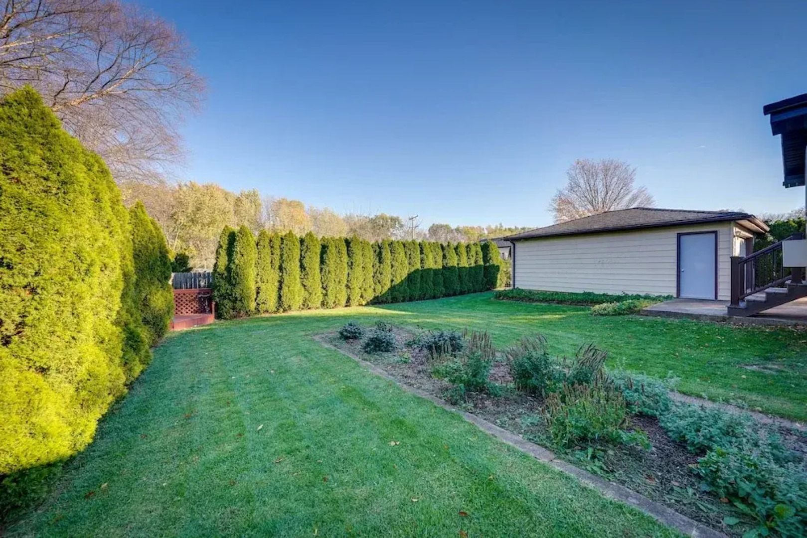 'coty's House' Illinois Getaway w/ Bar: Near Golf!