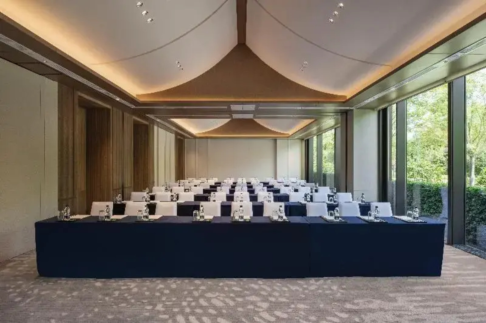 Intercontinental Hotels Xiangyang