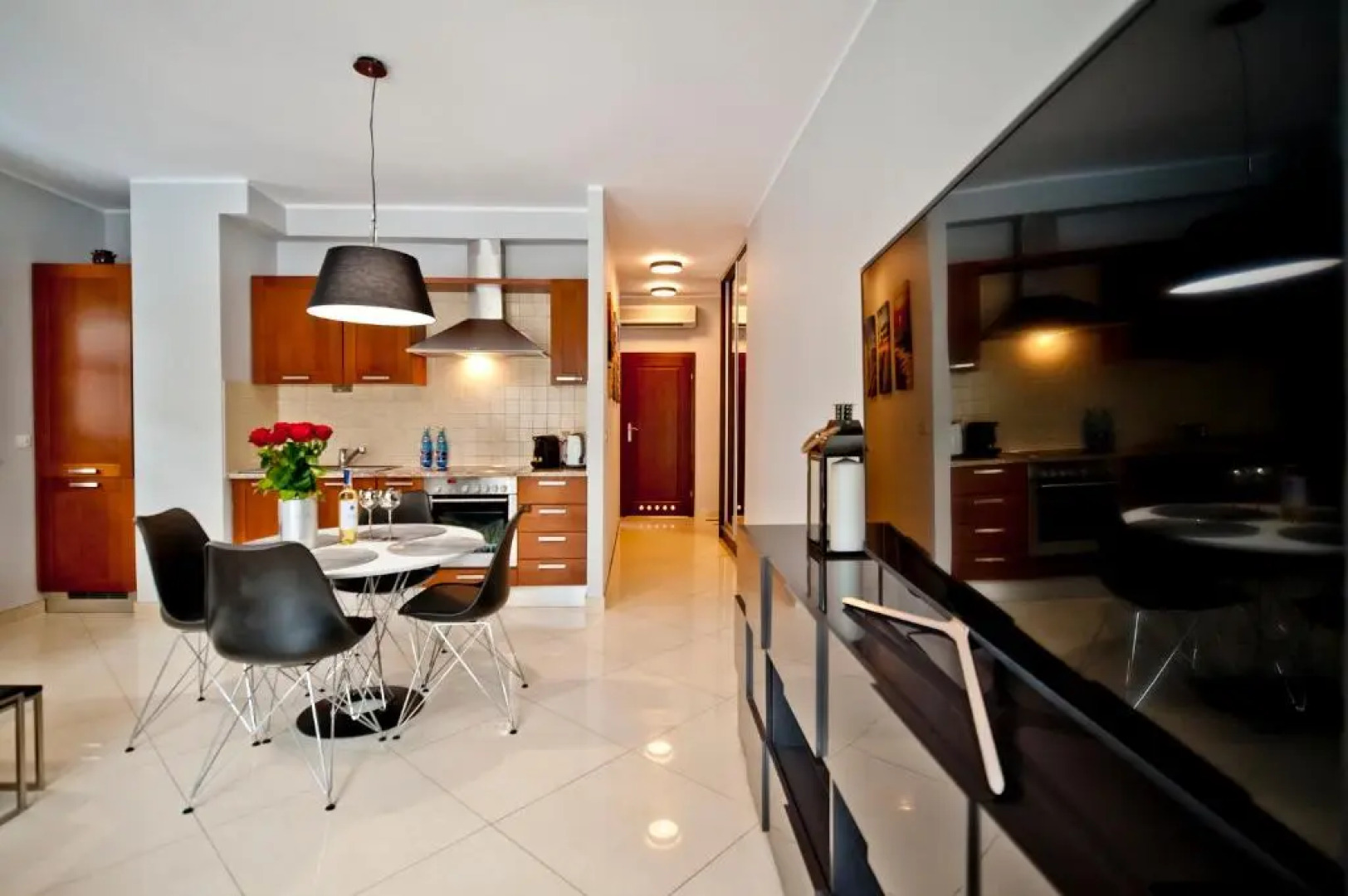 Willa Tamara BlueApart Jurata