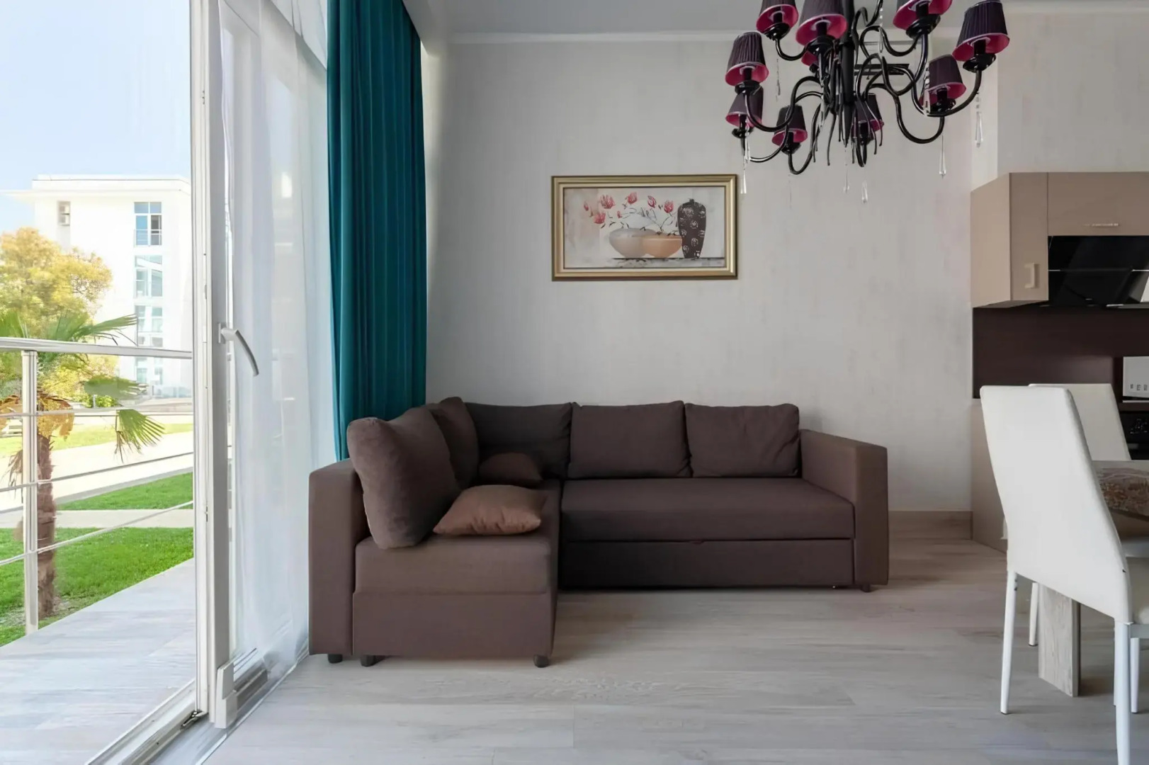 Апартаменты Делюкс на бульваре Надежд 4/2