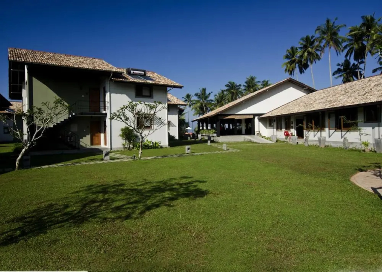 Kamili Beach Villa